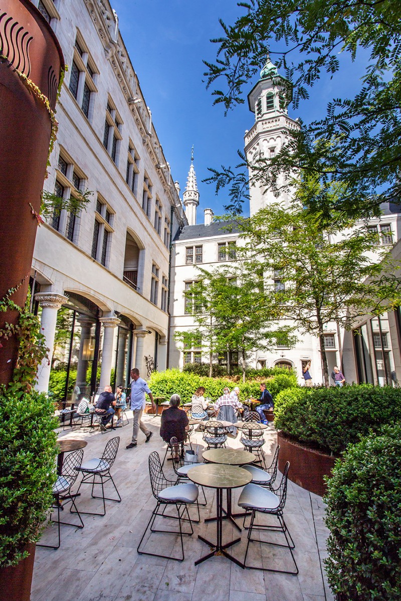 Tafelrond - The Fourth