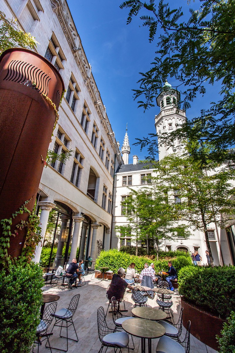 Tafelrond - The Fourth