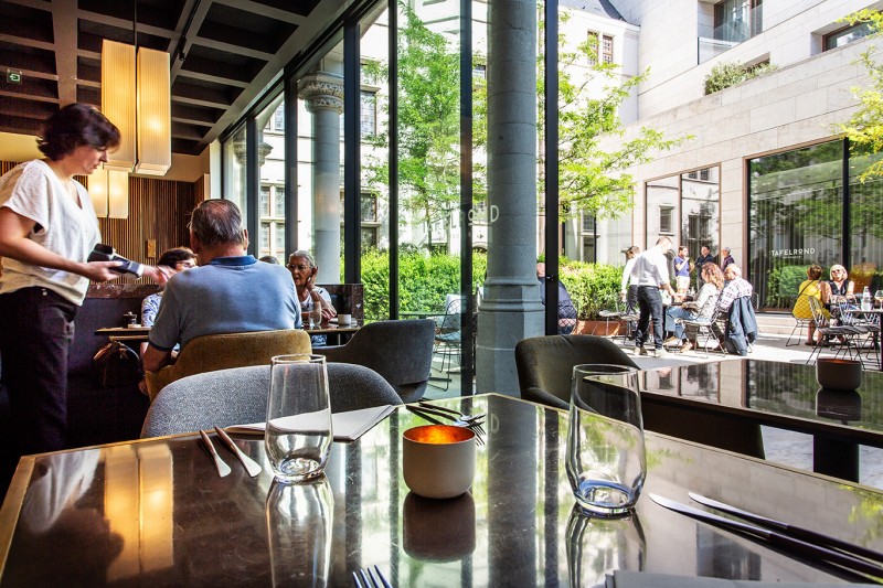 Tafelrond - The Fourth