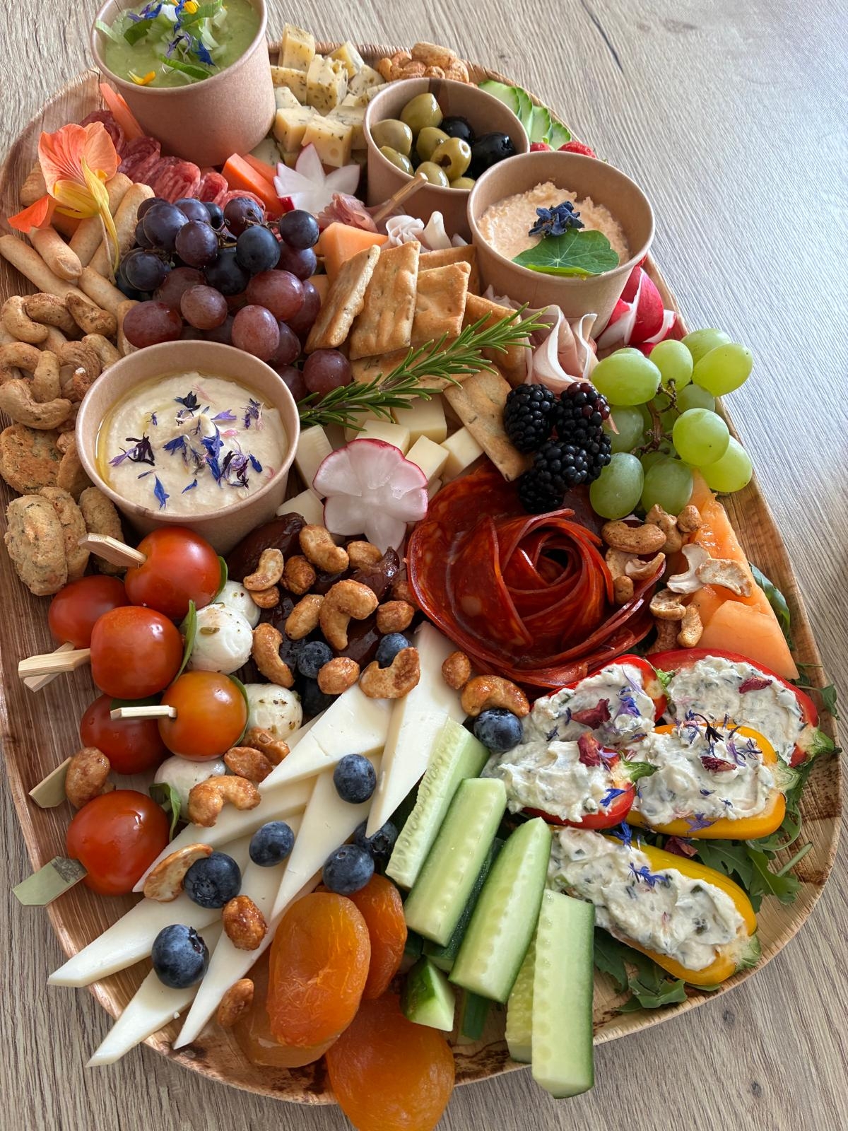 NEST - Bar on Wheels