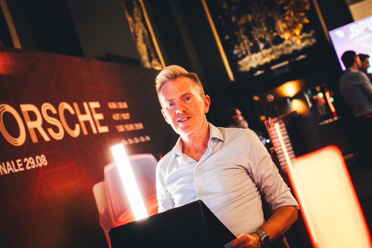 Karikaturist Marc De Roo