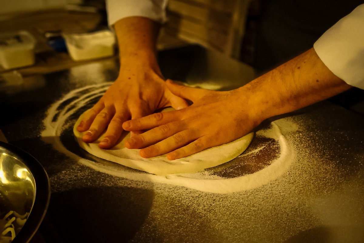 Goditi - Backyard Dining