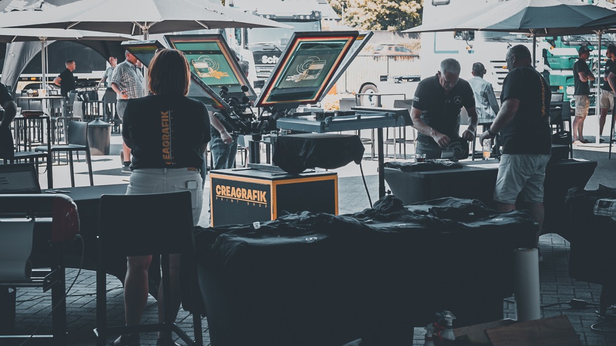 Crea Grafik Live Printing