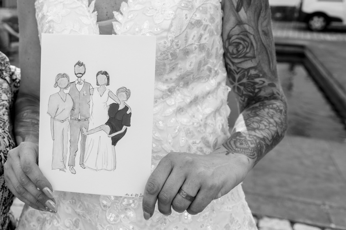 Emerald and Poppy Live illustraties