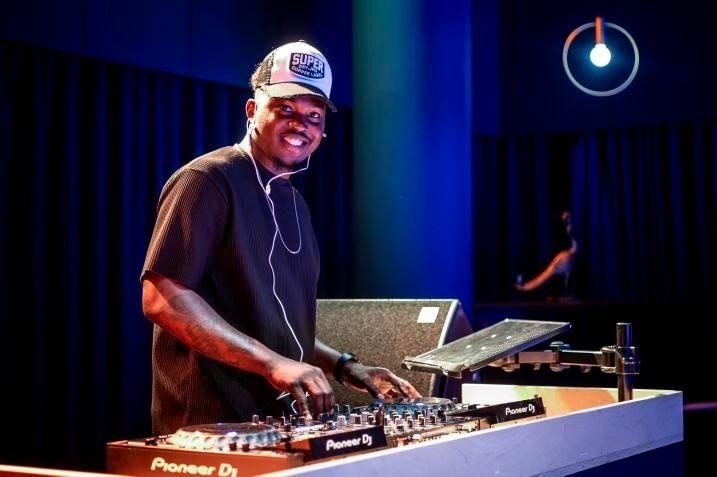 DJ Fonx
