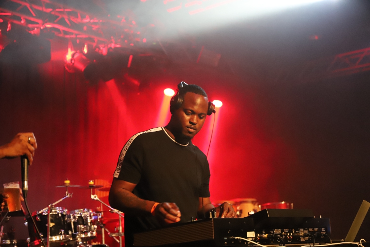 DJ Fonx