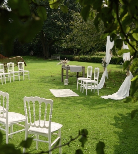 de Bosch trouwlocatie ceremonie in het groen