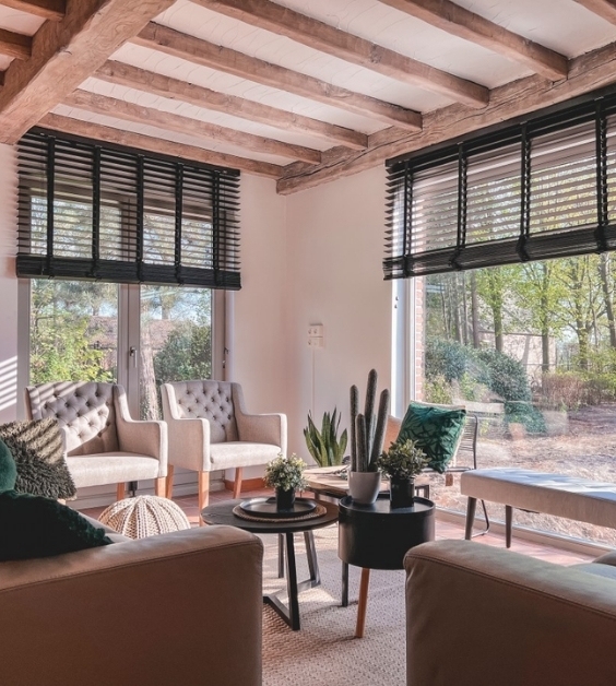 Gezellig landelijke lounge Domein Weynhoven vergaderzaal