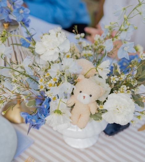 Tafelboeket met beertje decoratie